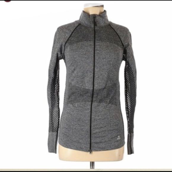 Workout gray zipped up sweater - Picture 1 of 5